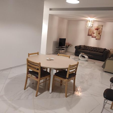 Tres Bel Appartement Avec Grand Jardin, Proche De Paris Vitry-sur-Seine Eksteriør billede