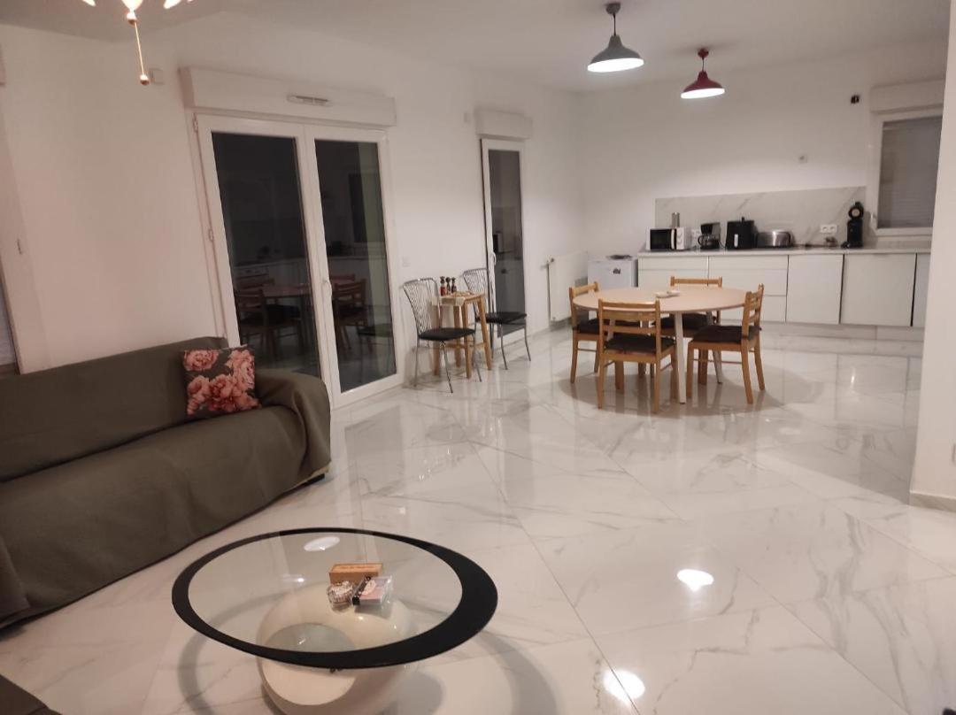 Tres Bel Appartement Avec Grand Jardin, Proche De Paris Vitry-sur-Seine Eksteriør billede